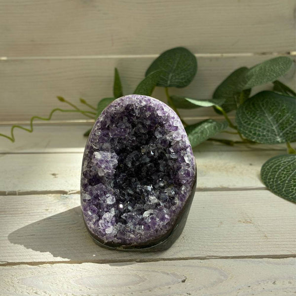 Amethyst Cut Base with Polished Edge 1st Quality 70mm