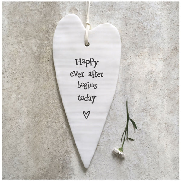 East of India Porcelain Hanging Long Heart - Happy Ever After