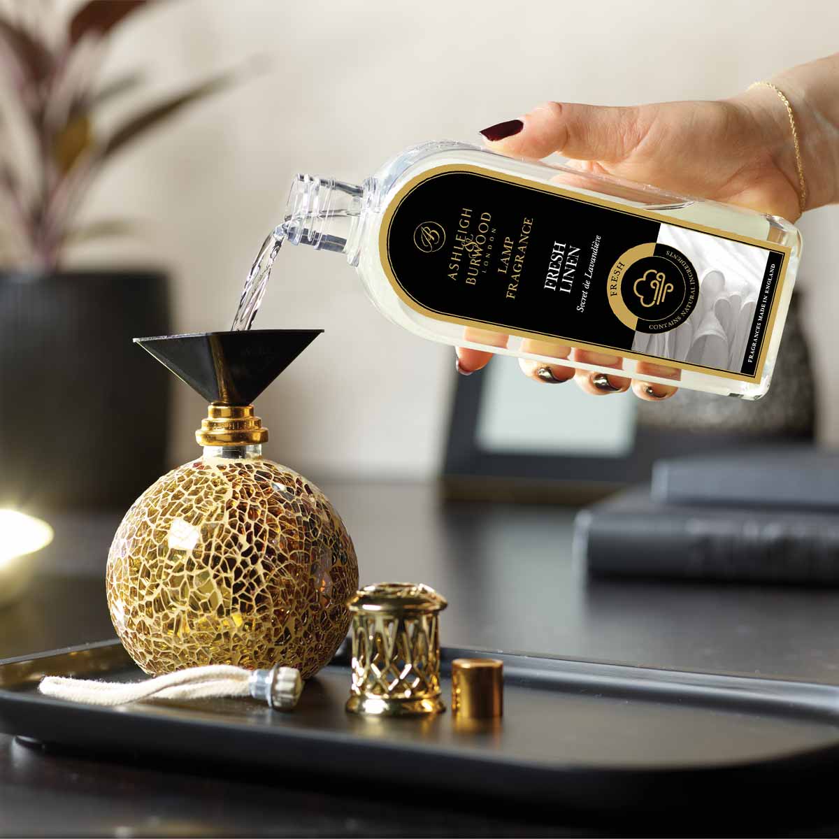 Ashleigh Burwood Lamp Fragrance Fresh Linen Clouds