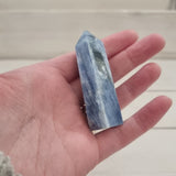 Kyanite Standing Point