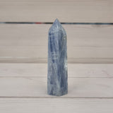 Kyanite Standing Point