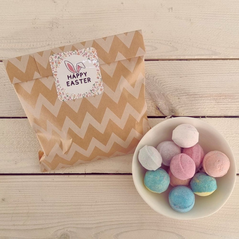 10 Easter Mini Bath Bombs (Mixed Fragrance)