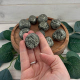 Pyrite Chispa Tumblestone