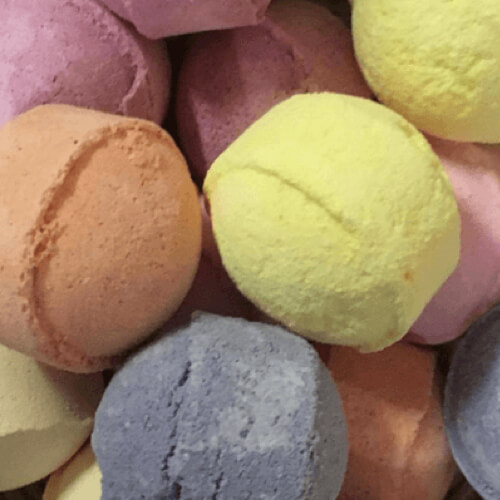 10 Fruity Mini Bath Bombs